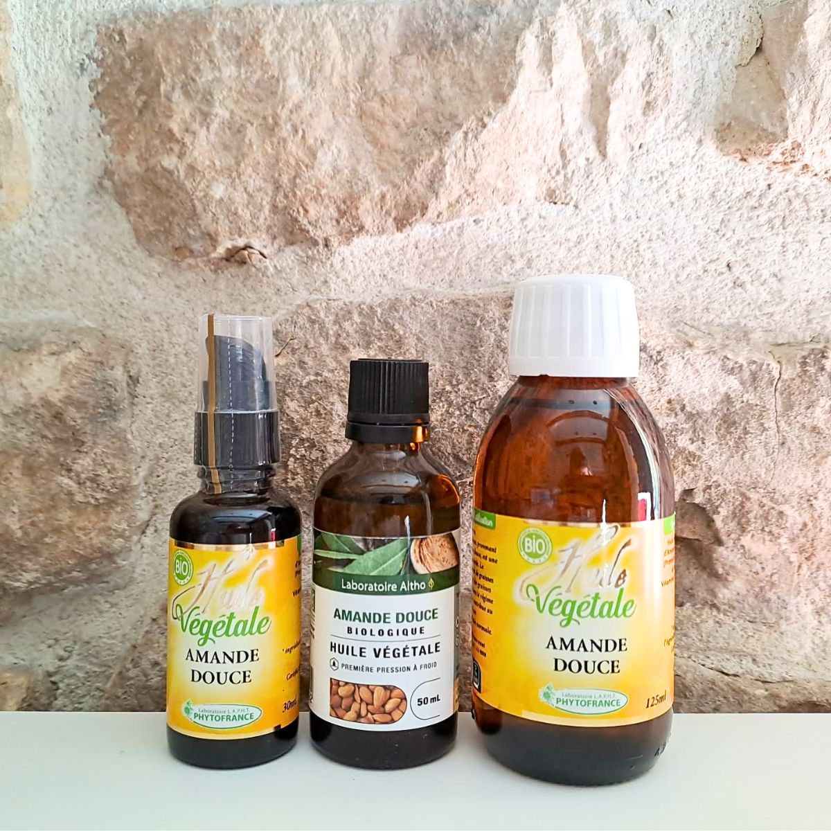 Huile végétale d'amande douce bio en flacons de 30ml, 50ml ou 125 ml